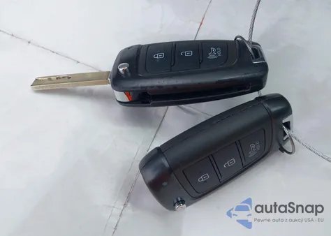 2019 Hyundai Santa Fe Se z USA, uszkodzony, nr VIN 5NMS2CAD6KH049258